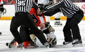 Dan Carcillo of the Philadelphia Flyers fights Maxime Talbot of the Pittsburgh Penguins during Game 6. (Photo by Len RedkolesNHLI via Getty Images)