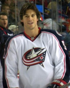 Before joining the Phoenix Coyotes, Antoine Vermette played in both Ottawa and Columbus.