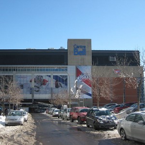 Every hockey fan should experience at least one game at the Bell Centre in Montreal. (alexcaban@Wikimedia)