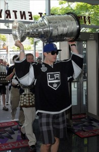 Kings goaltender Jonathan Quick with the Stanley Cup (Kirby Lee/Image of Sport-US PRESSWIRE)