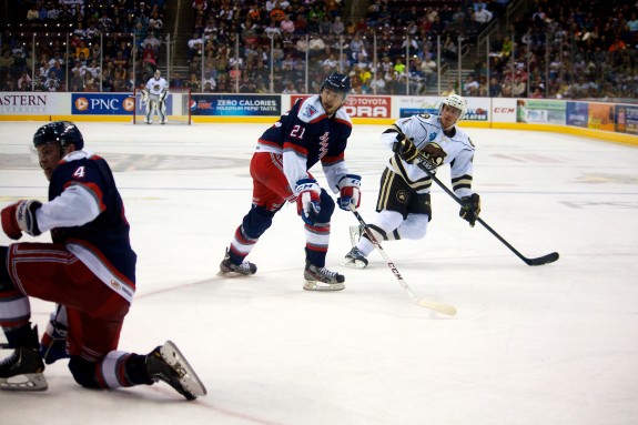 Hershey Bears Defenseman Chay Genoway moments after scoring. (Annie Erling Gofus/The Hockey Writers)
