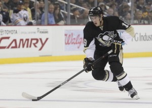 Beau Bennett isn't expected to return from a wrist injury for another 4-5 weeks (Charles LeClaire-USA TODAY Sports)