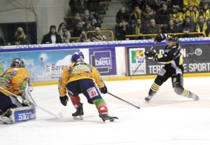Asiago Hockey v Stavanger Oilers in 2014 Continental Cup Finals