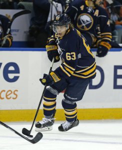 Tyler Ennis is Buffalo's best offensive threat this season (Kevin Hoffman-USA TODAY Sports)