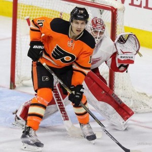 Brayden Schenn is providing a solid stream of production during the Flyer's league-leading win streak. - (Amy Irvin / The Hockey Writers)