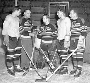 Gadsby in his rookie season with Chicago.  Charlie Conacher is the coach.  (HHOF)