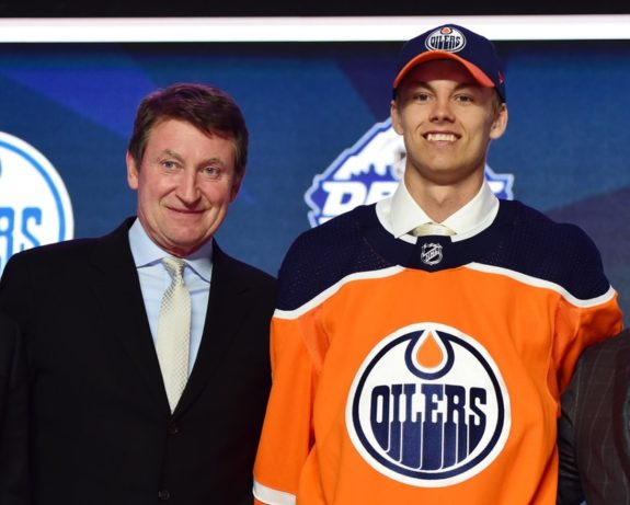 Edmonton Oilers draft Philip Broberg Wayne Gretzky
