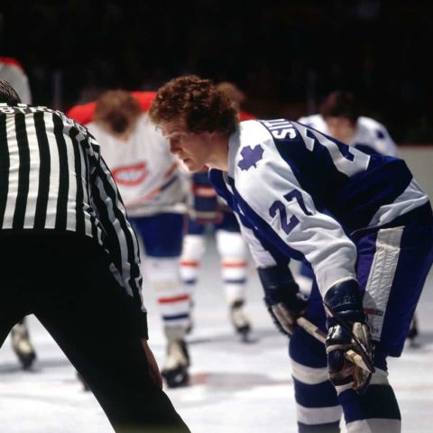 Darryl Sittler #27 of the Toronto Maple Leafs