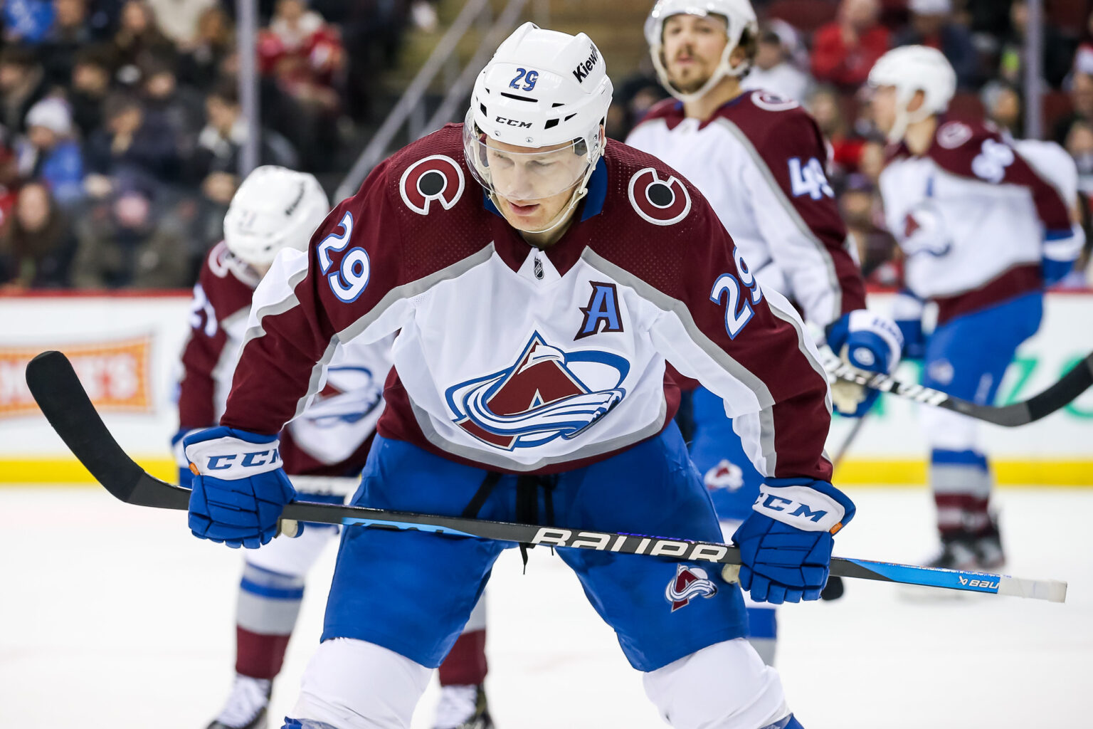 Mackinnons Home Streak Was A Thing Of Beauty For Avalanche The