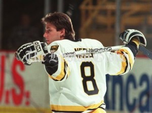 Boston Bruins forward Cam Neely. (Sports Library)