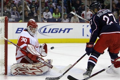 Chris Osgood of the Detroit Red Wings.