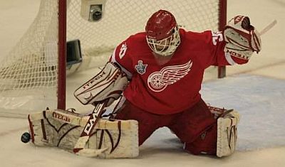 Chris Osgood of the Detroit Red Wings.