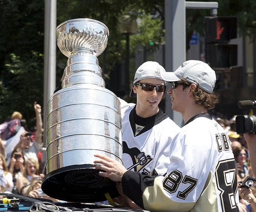 Pittsburgh Penguins vs. Detroit Red Wings Unsigned 2009 Stanley