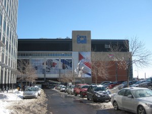 Bell Centre in Montreal. (cr: alexcaban@Wikimedia)