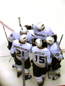 A gaggle of Ducks meets on the ice. (Matt Boulton/Flickr)