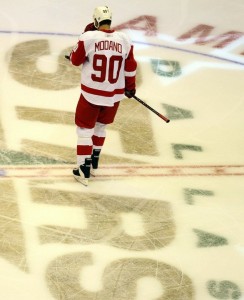 Like Modano, Weiss will switch from #9 to #90 in Detroit.