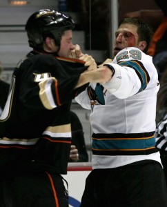 Ryan Clowe fight