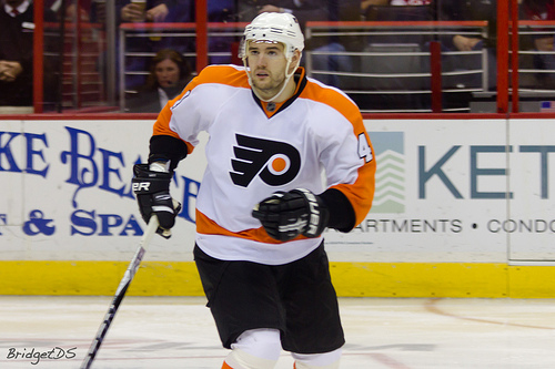 Andrej Meszaros was big again for the Flyers (bridgedts@flickr)