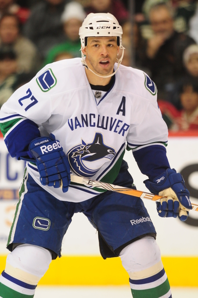 The fans in Vancouver will always remember Manny Malhotra & his amazing comeback. (Icon SMI)