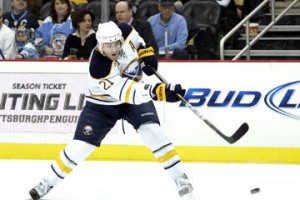 Drew Stafford has just four assists for the Buffalo Sabres through 11 games this season. (THW Media Library)