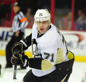Evgeni Malkin's ability to hunt pucks could help make him a successful penalty killer. (Tom Turk/THW)