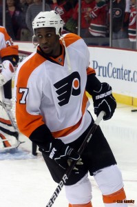Wayne Simmonds will continue to be a grinder out in front (Image courtesy of tsyp9/Flickr)