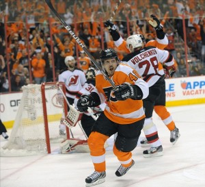 Danny Briere in the midst of his signature, goal-scoring fist pump. Let's see it and see it often this year with the Canadiens. (Eric Hartline-US PRESSWIRE)