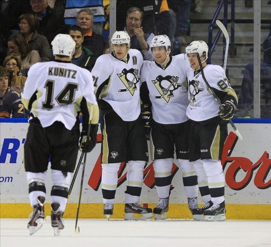 Pittsburgh Penguins 2012 Neal Kunitz Crosby