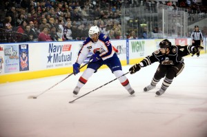 Devante Smith-Pelly notched the shootout game winner Friday. (John Wright/Norfolk Admirals)