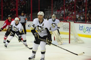 It's difficult to imagine Orpik in anything but black and gold. (Tom Turk/THW)