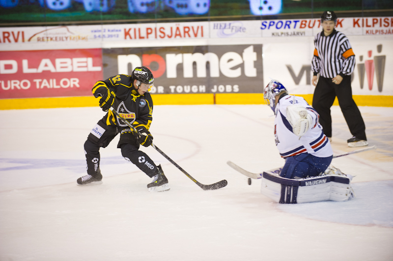 nhl center ice europe