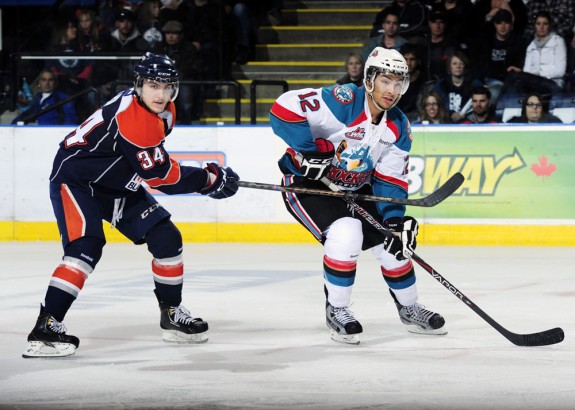 JC Lipon (left) (Marissa Baecker/WHL)