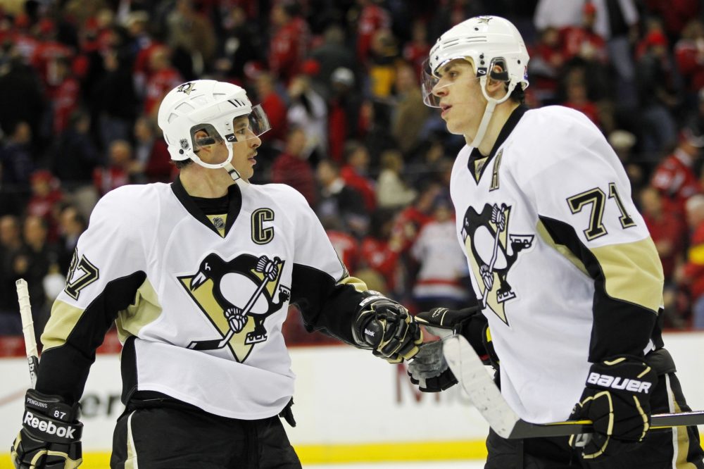 Sidney Crosby vs. Evgeni Malkin: T-shirt Cannon