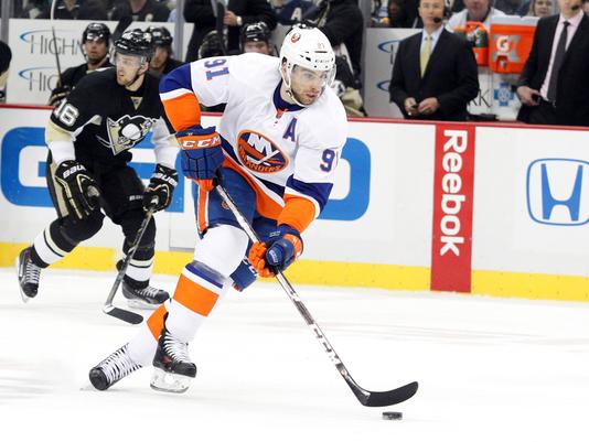 Islanders' LW Matt Moulson agrees to 1-year deal 