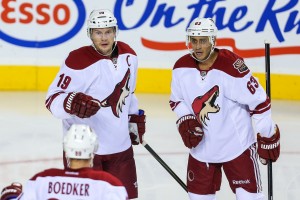 Mike Ribeiro with Shane Doan (Sergei Belski-USA TODAY Sports)