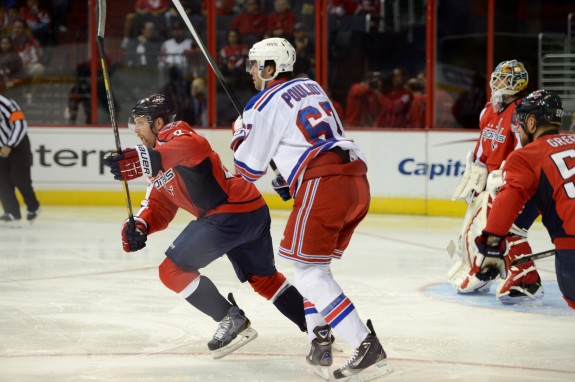 New York Rangers winger Benoit Pouliot (Tom Turk/THW)