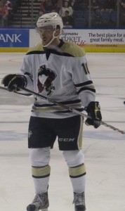 Nick Drazenvoic, who is back in the lineup after an injury, scored the game-winning goal for the Penguins to help them stay perfect over arch-rivals Hershey. (Alison Myers/THW)