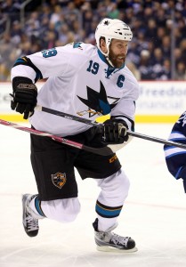 Thornton Wearing the C Last Season (Bruce Fedyck-USA TODAY Sports)