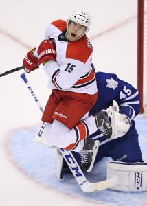 Tuomo Ruutu earlier this season vs Toronto. (Tom Szczerbowski-USA TODAY Sports)