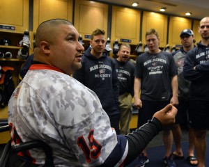 Shane Parsons meets the team. The feelings were mutual. Both the Jackets and Parsons were meeting their heroes. (USA Warriors: Ashleigh Bryant)