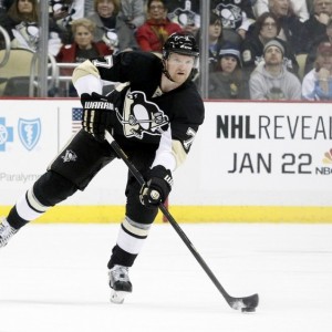 Paul Martin's return improves the Penguins' breakout (Charles LeClaire-USA TODAY Sports)
