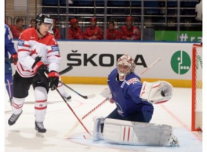 Cristobal Huet makes a save