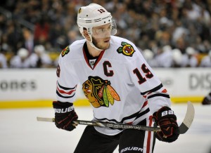 Hey that is Chicago Blackhawks Captain, Jonathan Toews AKA Captain Serious. (Gary A. Vasquez-USA TODAY Sports)