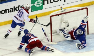 (Henrik Lundqvist blocker save on Vanek)