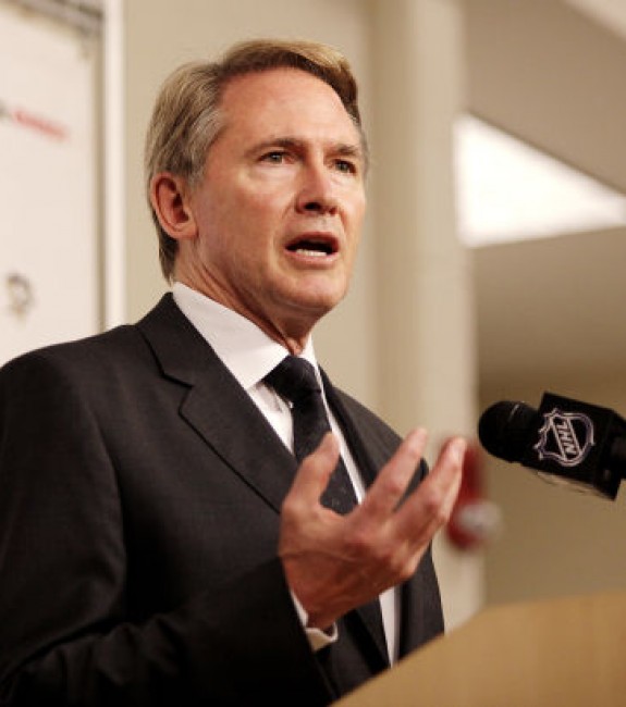 Pittsburgh head coach Mike Johnston (File Photo)