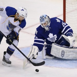 Jaden Schwartz attacking the net