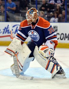 Is Viktor Fasth the better option for the Edmonton Oilers? (Chris LaFrance-USA TODAY Sports)