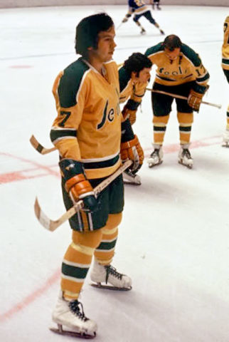 Note the white skates. nhl uniforms