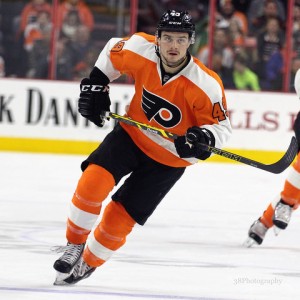 Scott Laughton (Amy Irvin / The Hockey Writers)