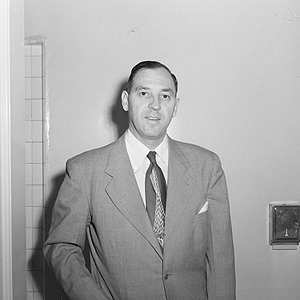 NHL referee-in-chief Carl Voss